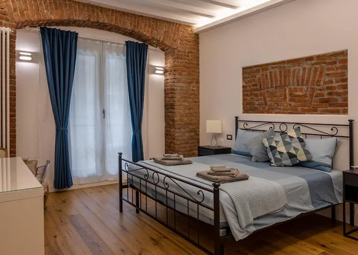 Luxury Apartment In Milan Center